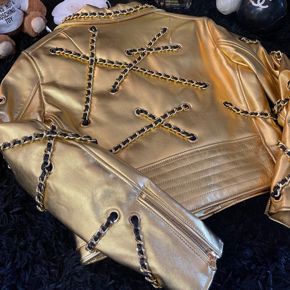 Moschino x Limited Edition Gold Genuine Leather Jacket with Chains - Picture 8 of 10